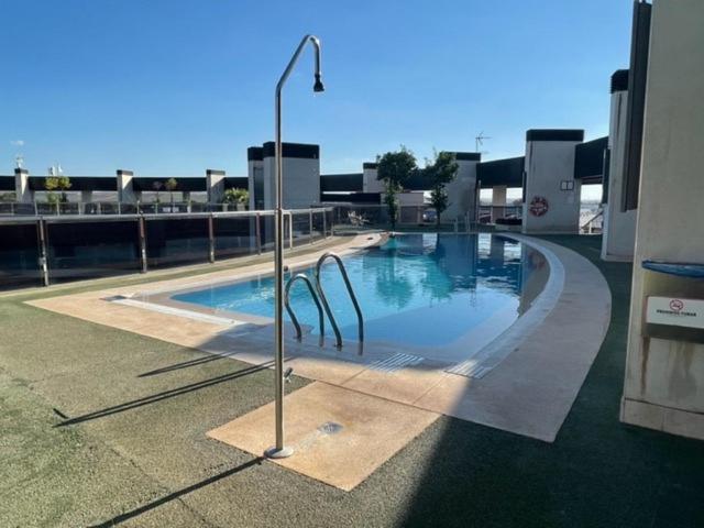 Apartamento Tecnocordoba Aparcamiento Privado Gratuito Y Piscina Exterior foto